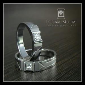 Tips Memilih Cincin Tunangan yang Tepat untuk Pasangan Anda