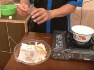 Tips Merawat Kalung Emas agar Tetap Berkilau