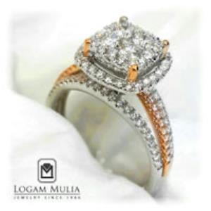 7. Cincin dengan Batu Permata Kecil