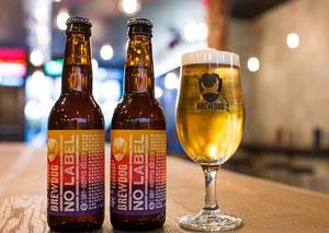 2. Membersihkan Perhiasan emas dengan Beer.