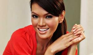 Tips Menentukan Perhiasan yang Sesuai dengan Warna Kulit Anda, COOL atau WARM