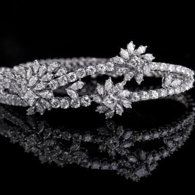 1. Keindahan dan Kemewahan Gelang Berlian